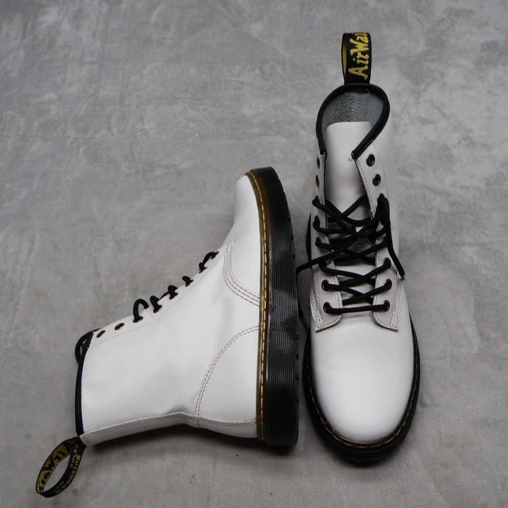 Dr Martens Unisex M8 W9 Zavala Boot White Leather Classic LaceUp Platform Combat